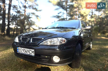 Хэтчбек Renault Megane 2002 в Луцке