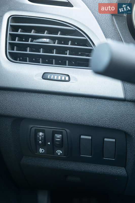 Хэтчбек Renault Megane 2013 в Киеве