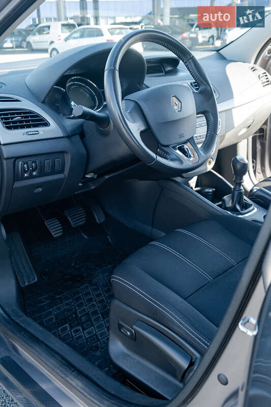 Хэтчбек Renault Megane 2013 в Киеве