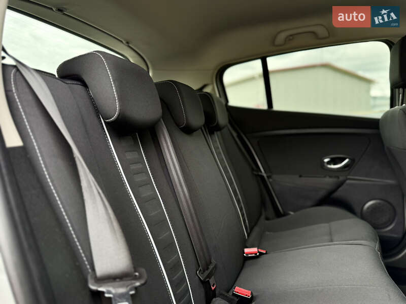 Хетчбек Renault Megane 2013 в Луцьку фото 36 Хетчбек Renault Megane 2013 в Луцьку