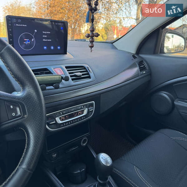 Хэтчбек Renault Megane 2009 в Ужгороде фото 23 Хэтчбек Renault Megane 2009 в Ужгороде