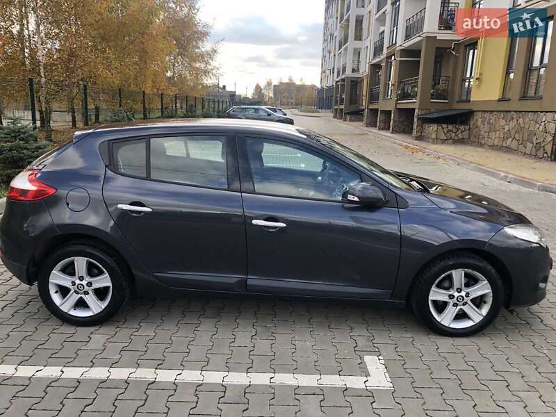 Хэтчбек Renault Megane 2011 в Луцке