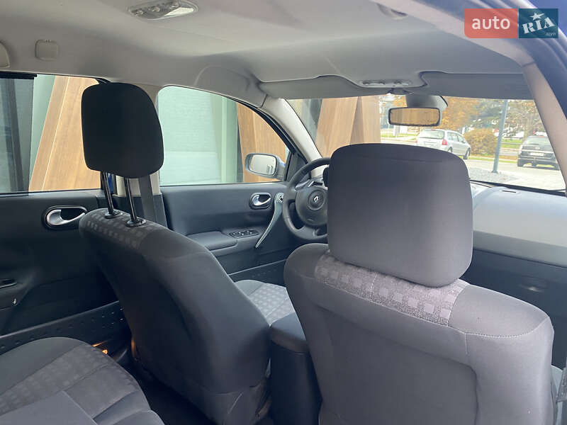 Универсал Renault Megane 2006 в Луцке фото 76 Универсал Renault Megane 2006 в Луцке