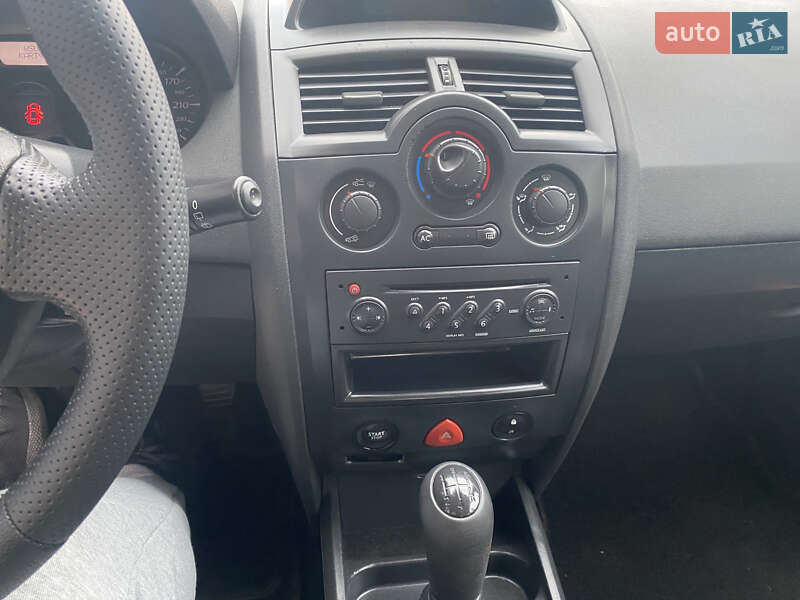 Универсал Renault Megane 2006 в Луцке фото 82 Универсал Renault Megane 2006 в Луцке