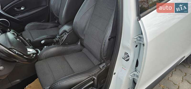 Хэтчбек Renault Megane 2011 в Коломые фото 17 Хэтчбек Renault Megane 2011 в Коломые