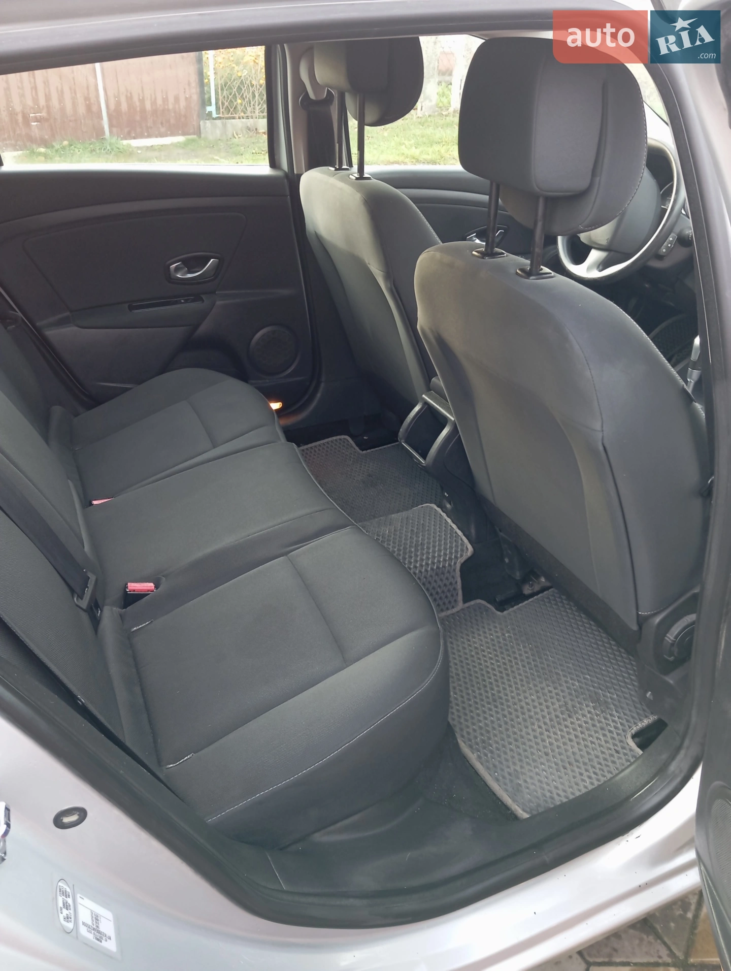 2010 Renault Megane - мініатюра 14