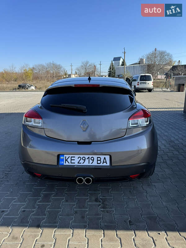 Купе Renault Megane 2010 в Врадиевке фото 3 Купе Renault Megane 2010 в Врадиевке