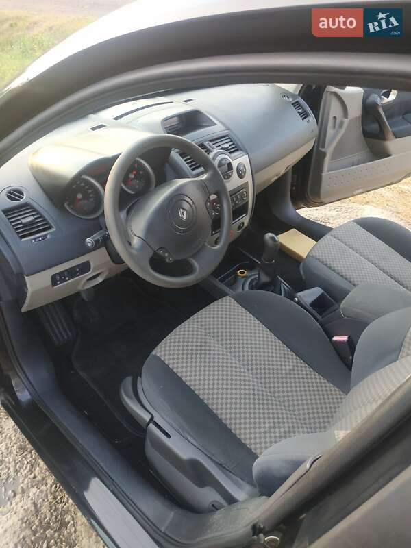 Универсал Renault Megane 2004 в Луцке фото 6 Универсал Renault Megane 2004 в Луцке