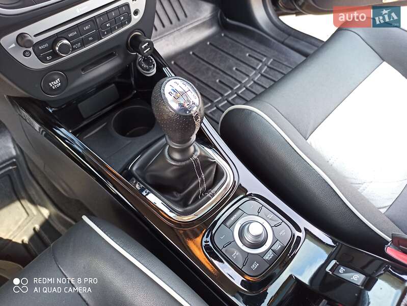 Универсал Renault Megane 2013 в Сарнах фото 61 Универсал Renault Megane 2013 в Сарнах