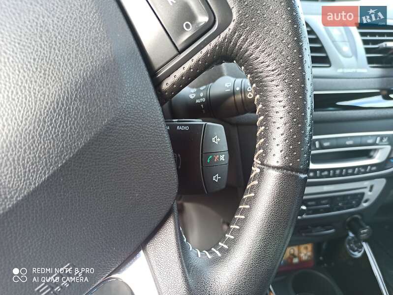 Универсал Renault Megane 2013 в Сарнах фото 78 Универсал Renault Megane 2013 в Сарнах