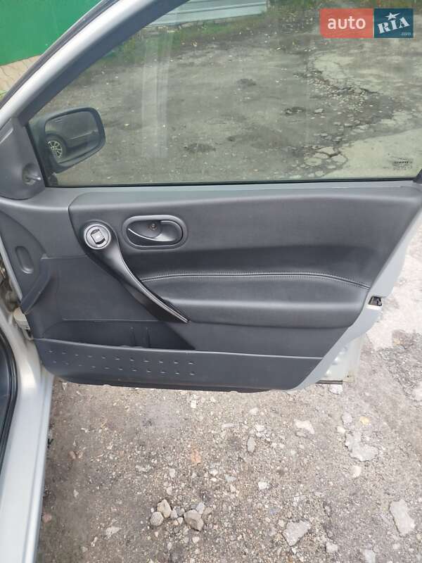 Седан Renault Megane 2005 в Полтаве фото 7 Седан Renault Megane 2005 в Полтаве