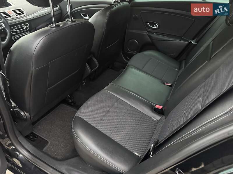 Универсал Renault Megane 2010 в Калуше фото 30 Универсал Renault Megane 2010 в Калуше