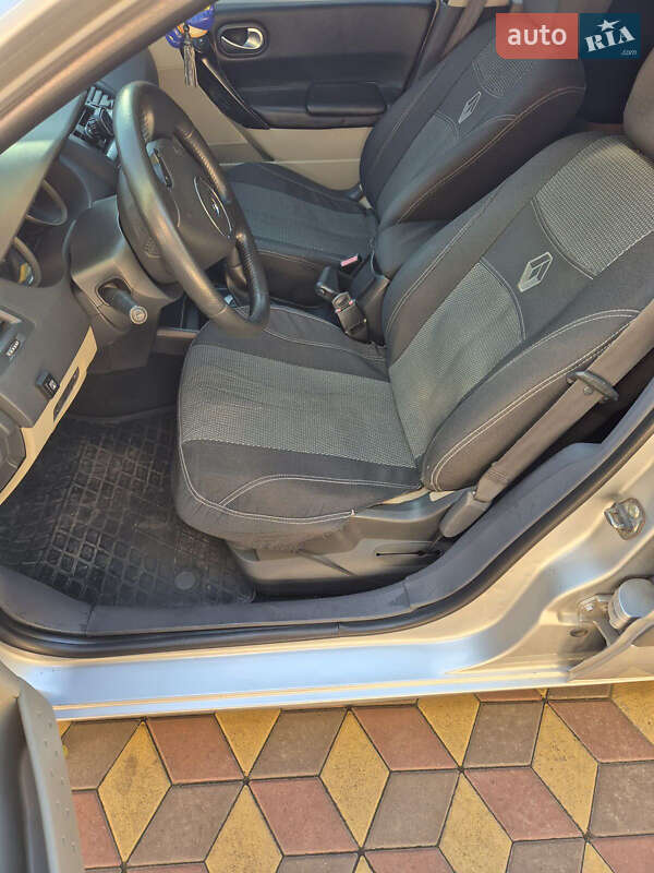 Универсал Renault Megane 2006 в Кропивницком фото 11 Универсал Renault Megane 2006 в Кропивницком