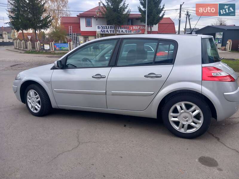 Хэтчбек Renault Megane 2008 в Городке фото 9 Хэтчбек Renault Megane 2008 в Городке
