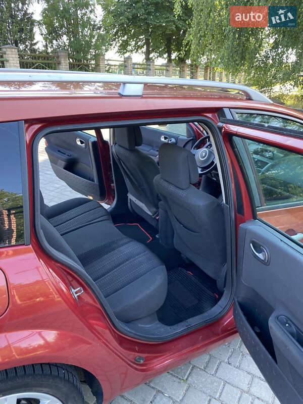 Универсал Renault Megane 2006 в Вараше фото 24 Универсал Renault Megane 2006 в Вараше