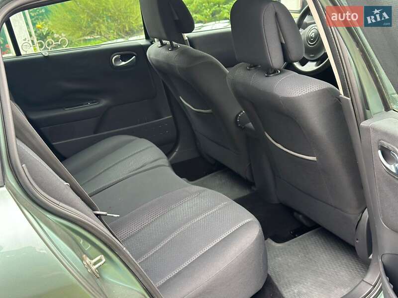 Универсал Renault Megane 2004 в Бучаче фото 22 Универсал Renault Megane 2004 в Бучаче