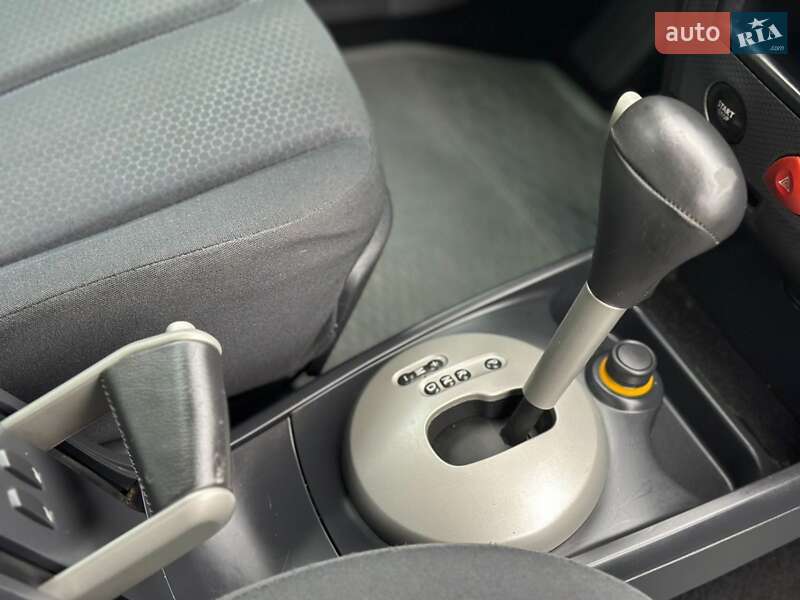 Универсал Renault Megane 2004 в Бучаче фото 26 Универсал Renault Megane 2004 в Бучаче