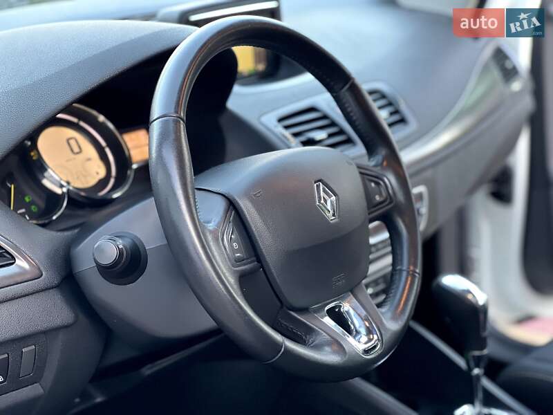 Универсал Renault Megane 2013 в Ровно фото 16 Универсал Renault Megane 2013 в Ровно