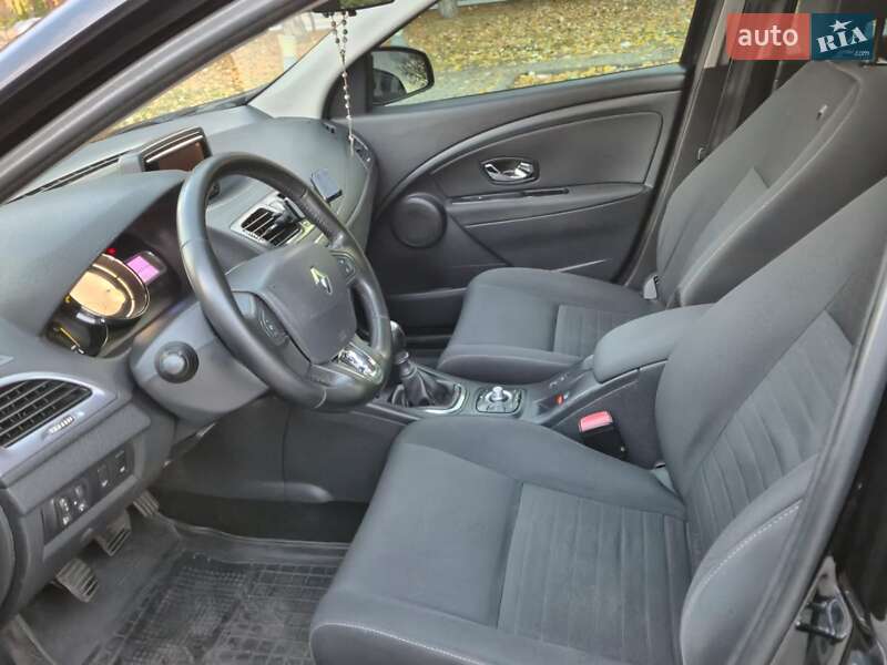Универсал Renault Megane 2015 в Днепре фото 11 Универсал Renault Megane 2015 в Днепре
