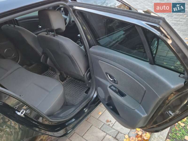 Универсал Renault Megane 2015 в Днепре фото 17 Универсал Renault Megane 2015 в Днепре