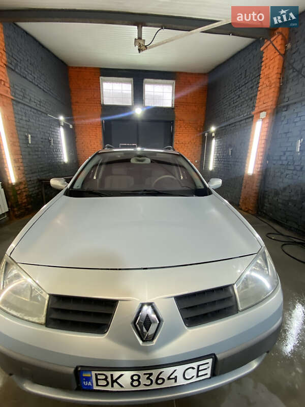 Универсал Renault Megane 2003 в Ровно фото 2 Универсал Renault Megane 2003 в Ровно