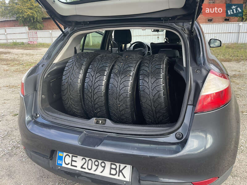 Хэтчбек Renault Megane 2011 в Кропивницком фото 11 Хэтчбек Renault Megane 2011 в Кропивницком