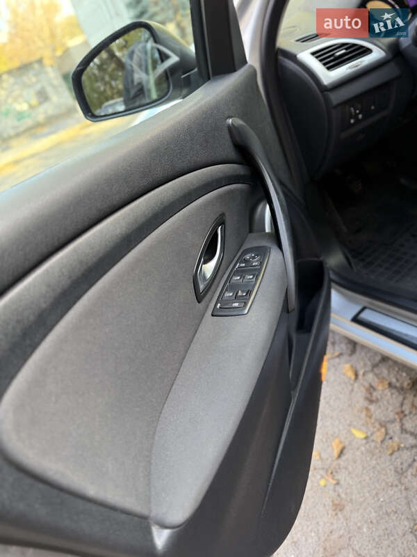 Универсал Renault Megane 2010 в Каменском