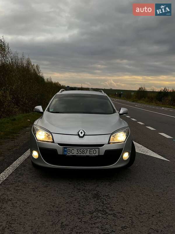 Универсал Renault Megane 2012 в Пустомытах фото 2 Универсал Renault Megane 2012 в Пустомытах