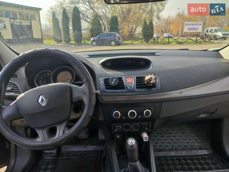 Универсал Renault Megane 2010 в Сумах фото 11 Универсал Renault Megane 2010 в Сумах
