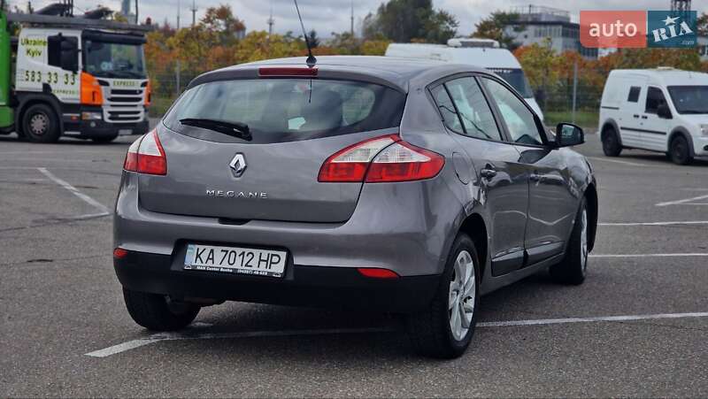 Хэтчбек Renault Megane 2014 в Киеве фото 16 Хэтчбек Renault Megane 2014 в Киеве