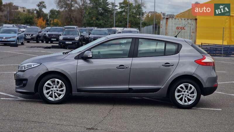 Хэтчбек Renault Megane 2014 в Киеве фото 11 Хэтчбек Renault Megane 2014 в Киеве