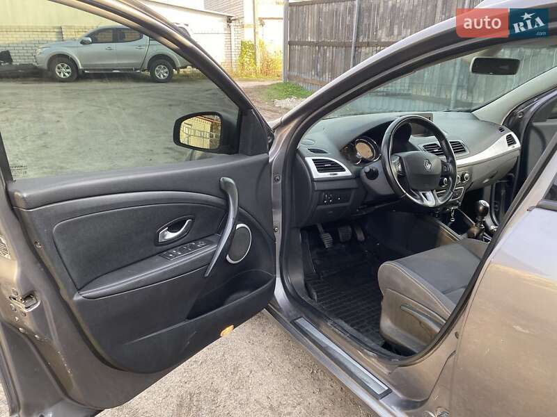 Универсал Renault Megane 2010 в Кременчуге фото 9 Универсал Renault Megane 2010 в Кременчуге