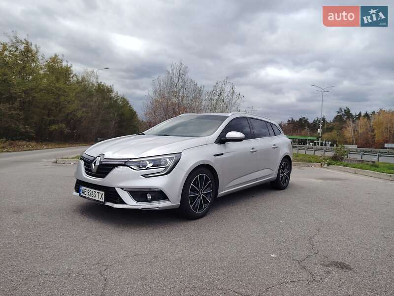 Универсал Renault Megane 2017 в Киеве