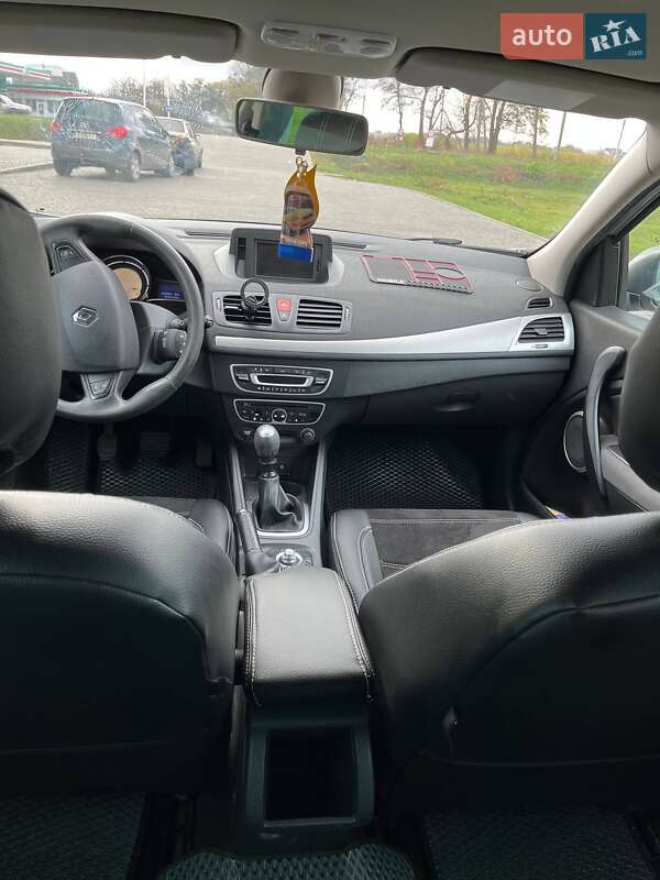 Універсал Renault Megane 2010 в Гадячі