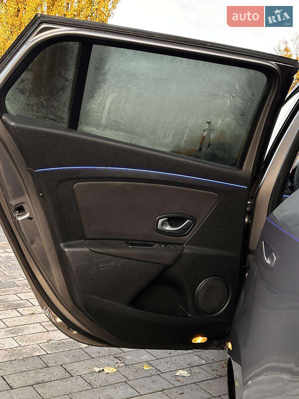 Универсал Renault Megane 2009 в Ровно фото 28 Универсал Renault Megane 2009 в Ровно
