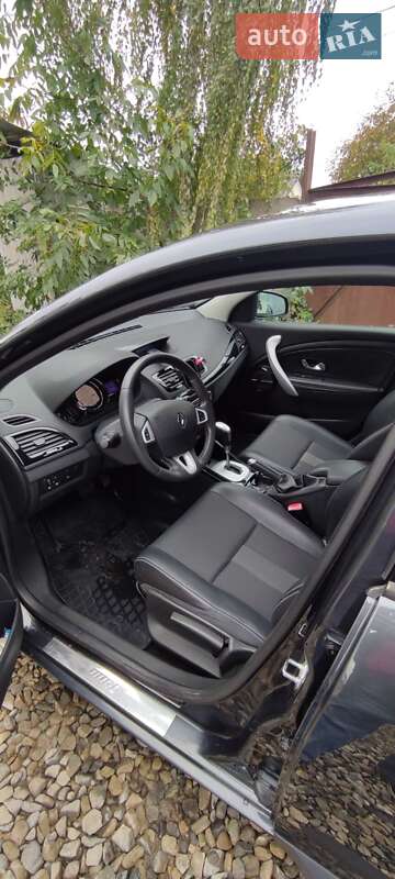 Хэтчбек Renault Megane 2011 в Ивано-Франковске фото 8 Хэтчбек Renault Megane 2011 в Ивано-Франковске