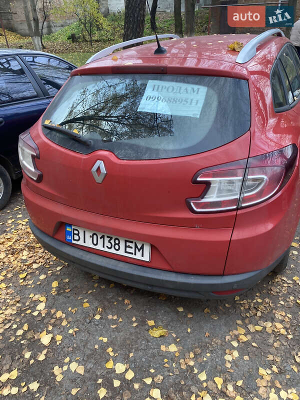 Универсал Renault Megane 2013 в Лохвице