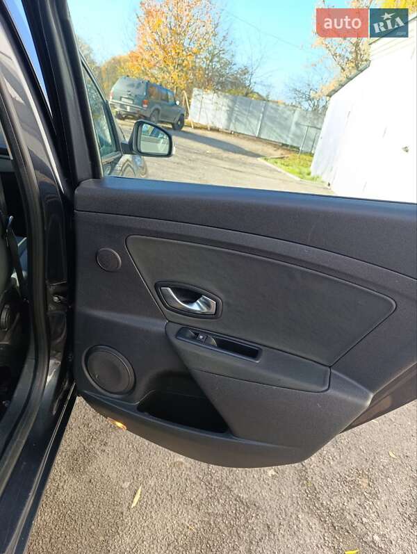 Универсал Renault Megane 2011 в Луцке