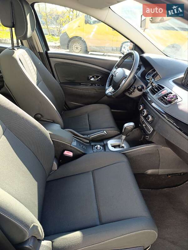 Универсал Renault Megane 2011 в Луцке