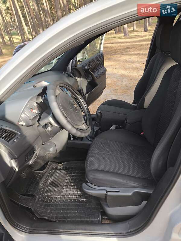 Седан Renault Megane 2005 в Сумах фото 2 Седан Renault Megane 2005 в Сумах