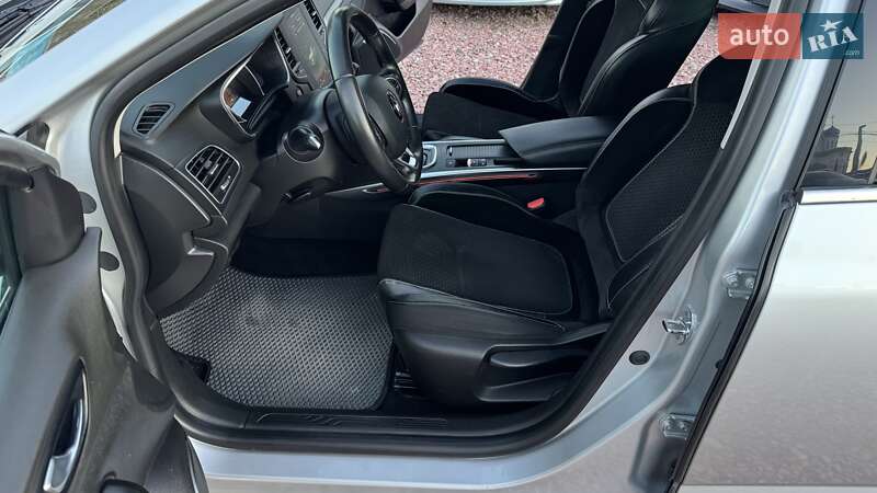 Универсал Renault Megane 2017 в Киеве фото 20 Универсал Renault Megane 2017 в Киеве