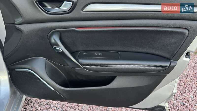 Универсал Renault Megane 2017 в Киеве фото 35 Универсал Renault Megane 2017 в Киеве