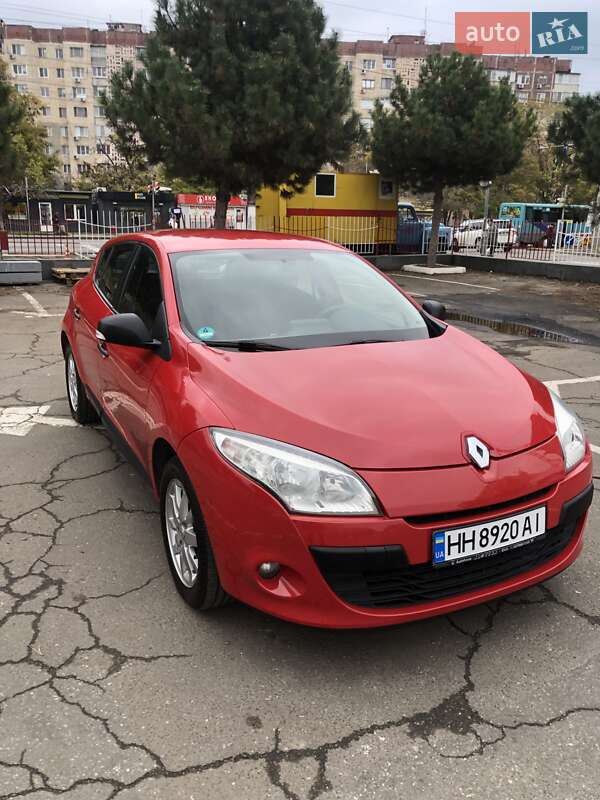 Хэтчбек Renault Megane 2011 в Одессе