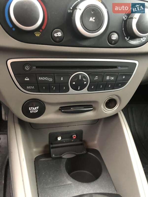 Хэтчбек Renault Megane 2011 в Одессе