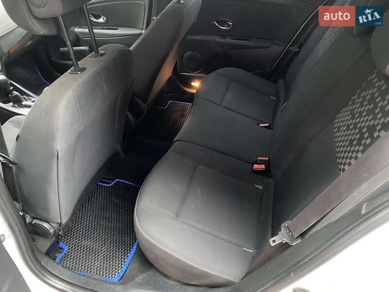 Универсал Renault Megane 2012 в Харькове фото 15 Универсал Renault Megane 2012 в Харькове