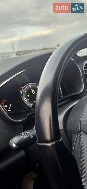 Универсал Renault Megane 2017 в Луцке фото 16 Универсал Renault Megane 2017 в Луцке