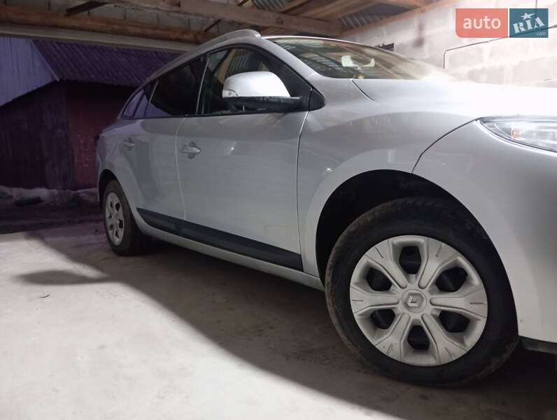 Renault Megane 2011 Renault Megane 2011