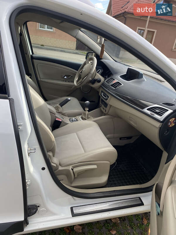 Універсал Renault Megane 2010 в Мукачевому фото 9 Універсал Renault Megane 2010 в Мукачевому