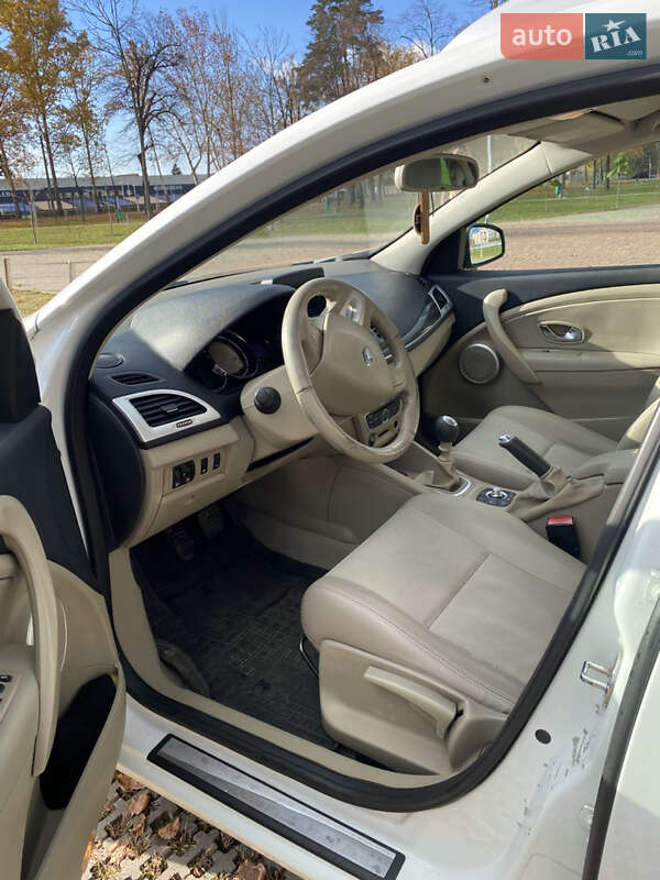 Універсал Renault Megane 2010 в Мукачевому фото 12 Універсал Renault Megane 2010 в Мукачевому