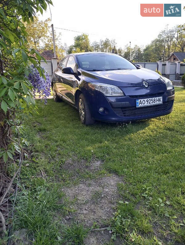 Хэтчбек Renault Megane 2011 в Ужгороде